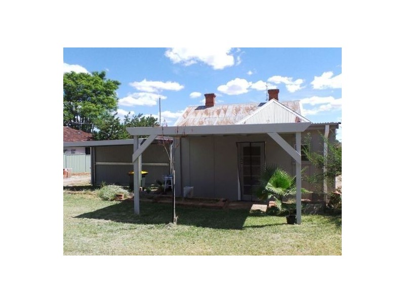 2/82 Griffin Avenue, Tamworth NSW 2340