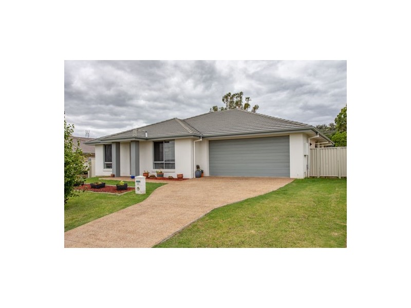 45 Tulipwood Crescent, Tamworth NSW 2340