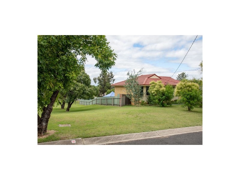 12 Ernest Street, Tamworth NSW 2340