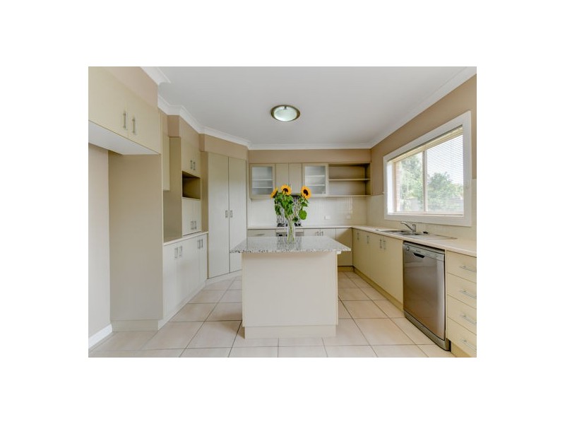 42 Campbell Road, Tamworth NSW 2340