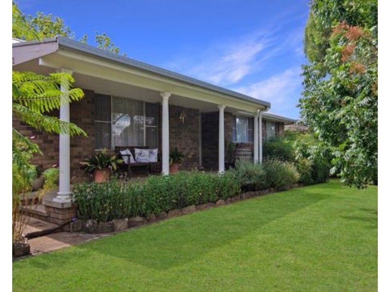 42 Myrene Avenue, Tamworth NSW 2340