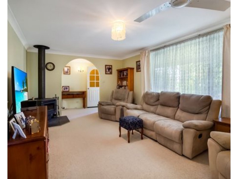 42 Myrene Avenue, Tamworth NSW 2340