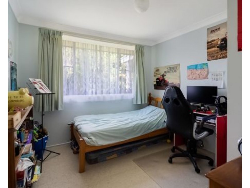 42 Myrene Avenue, Tamworth NSW 2340