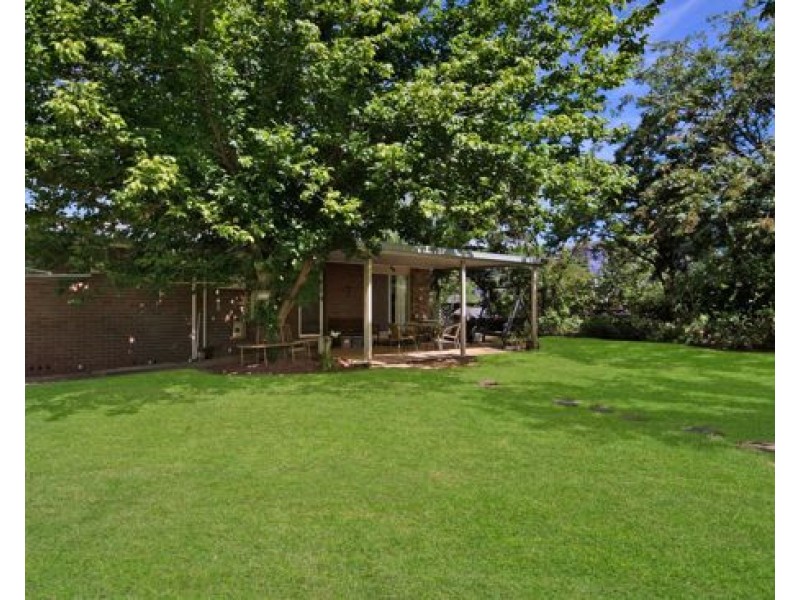 42 Myrene Avenue, Tamworth NSW 2340