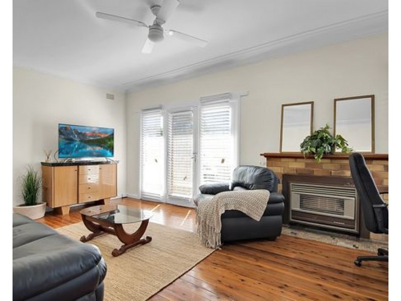 24 Dean Street, Tamworth NSW 2340