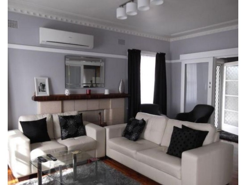 21 Kent Street, Tamworth NSW 2340