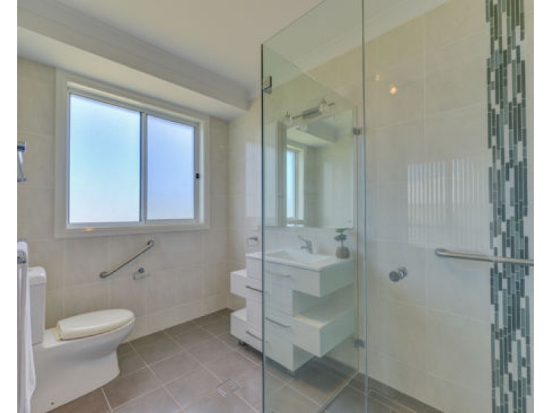 24 Peak Drive, Tamworth NSW 2340