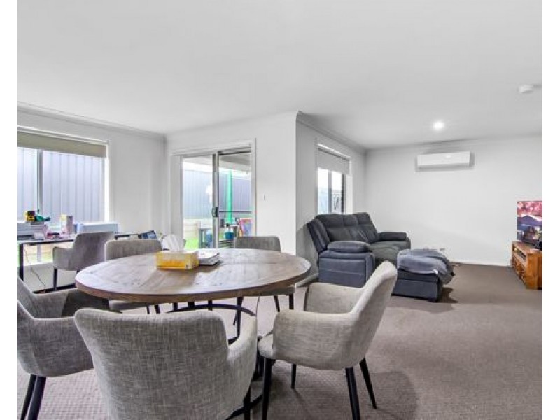 77 Denman Avenue, Kootingal NSW 2352