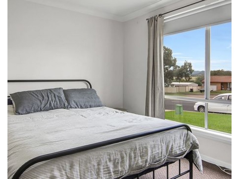 77 Denman Avenue, Kootingal NSW 2352