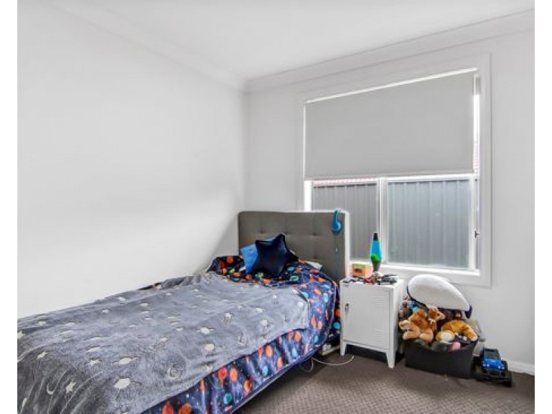 77 Denman Avenue, Kootingal NSW 2352