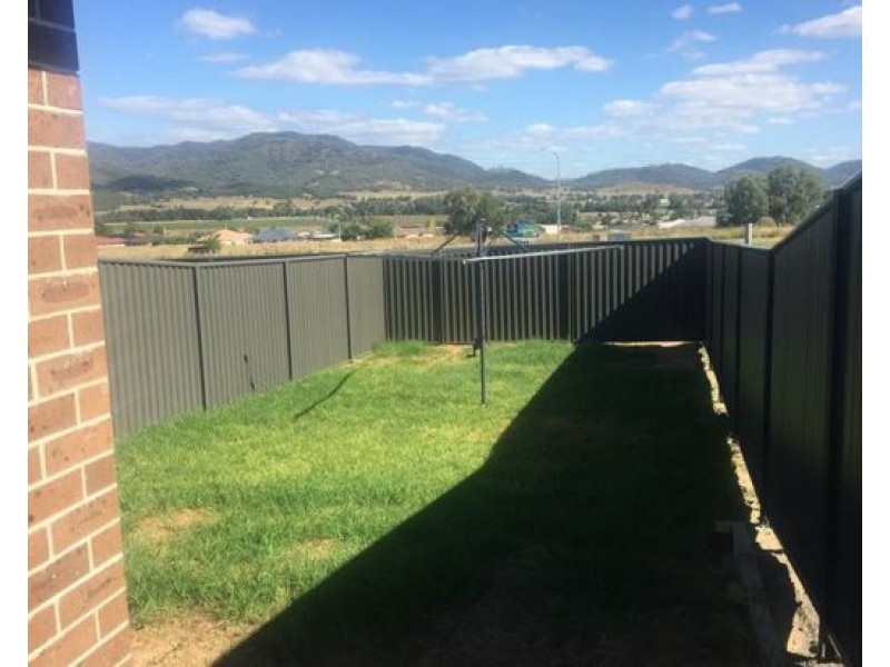 20B Barber Street, Kootingal NSW 2352
