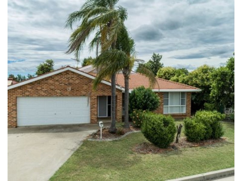 40 Kurrajong Street, Tamworth NSW 2340