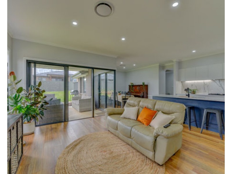 12 Galah Drive, Tamworth NSW 2340