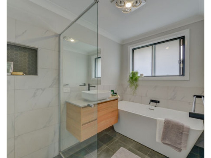 12 Galah Drive, Tamworth NSW 2340