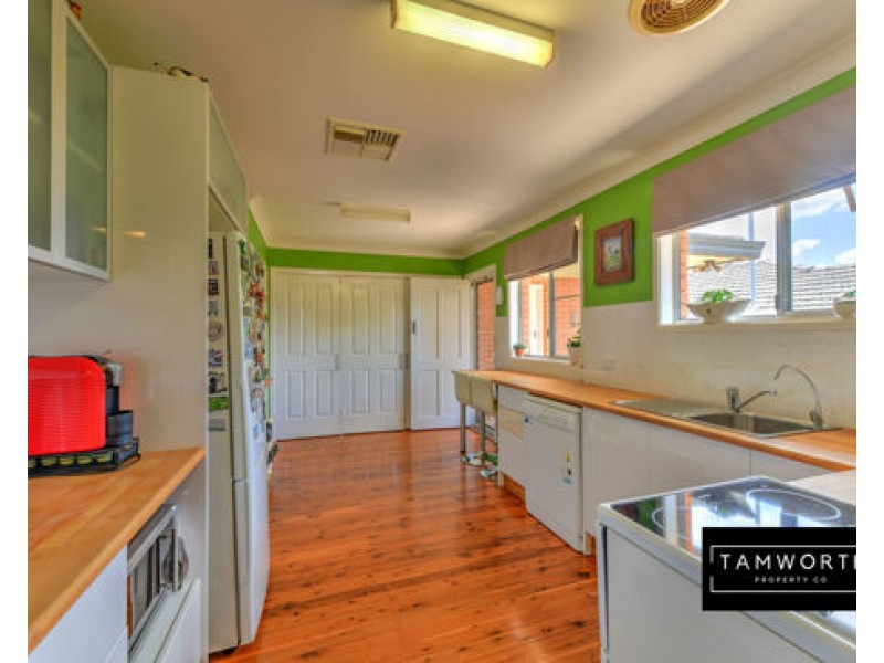 31 Kinarra Street, Tamworth NSW 2340
