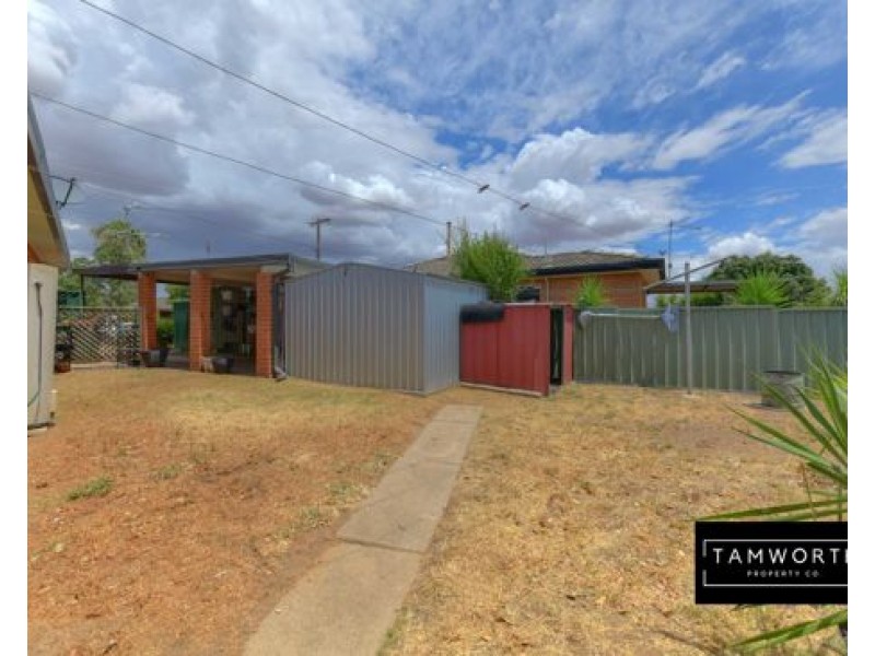 31 Kinarra Street, Tamworth NSW 2340