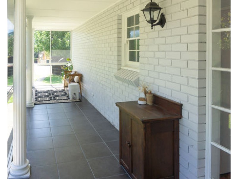 81 Church Street, Tamworth NSW 2340