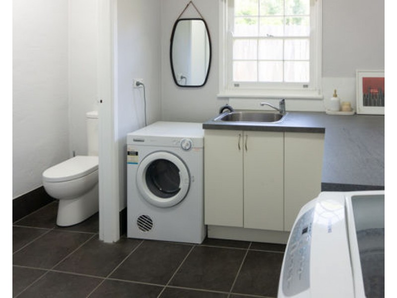 81 Church Street, Tamworth NSW 2340