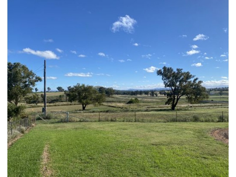 21 Bartons Lane, Tamworth NSW 2340