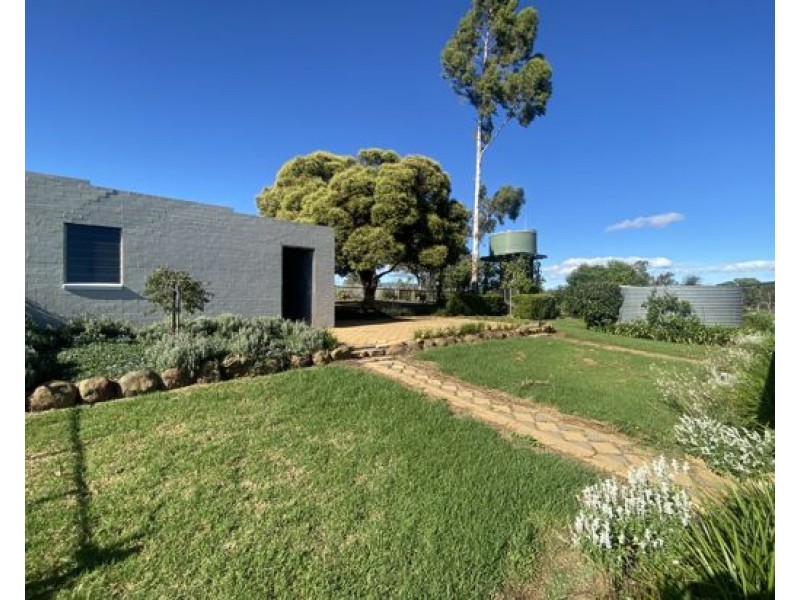 21 Bartons Lane, Tamworth NSW 2340