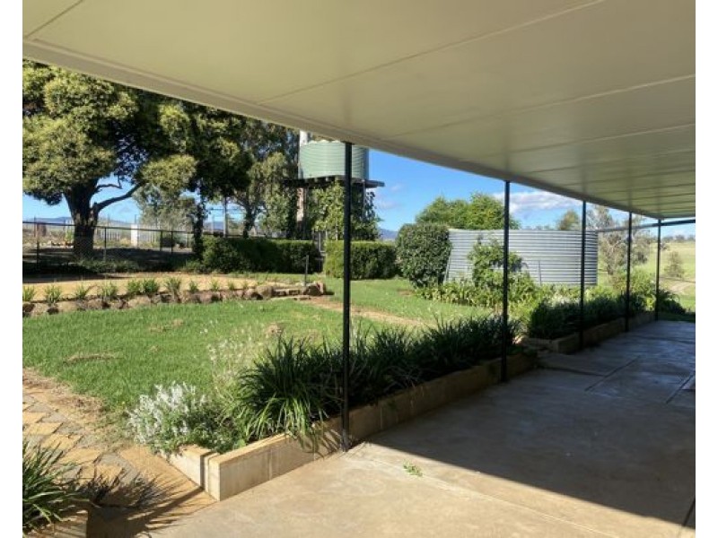 21 Bartons Lane, Tamworth NSW 2340