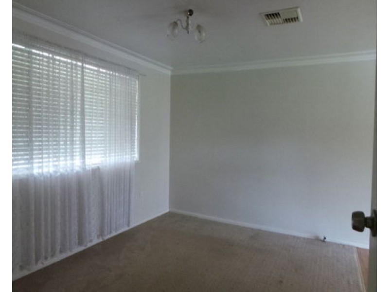 15 Kurrawan Street, Tamworth NSW 2340