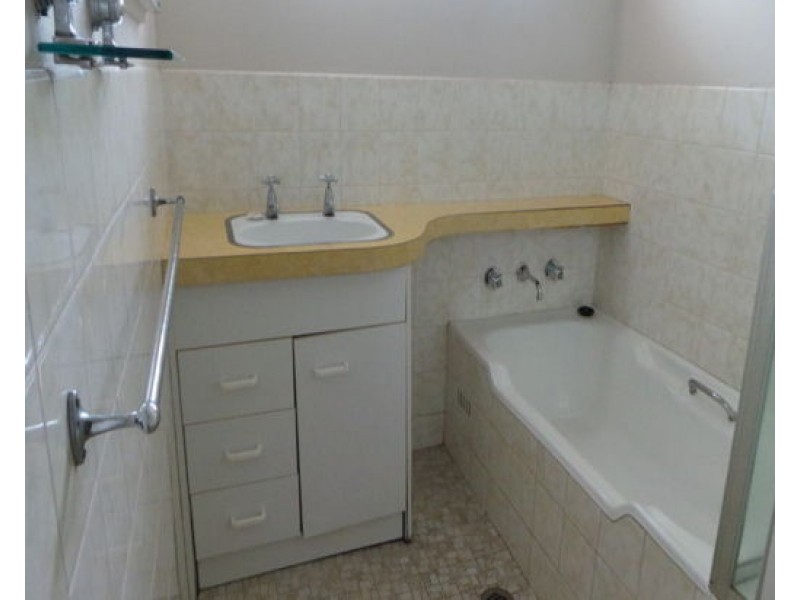 15 Kurrawan Street, Tamworth NSW 2340