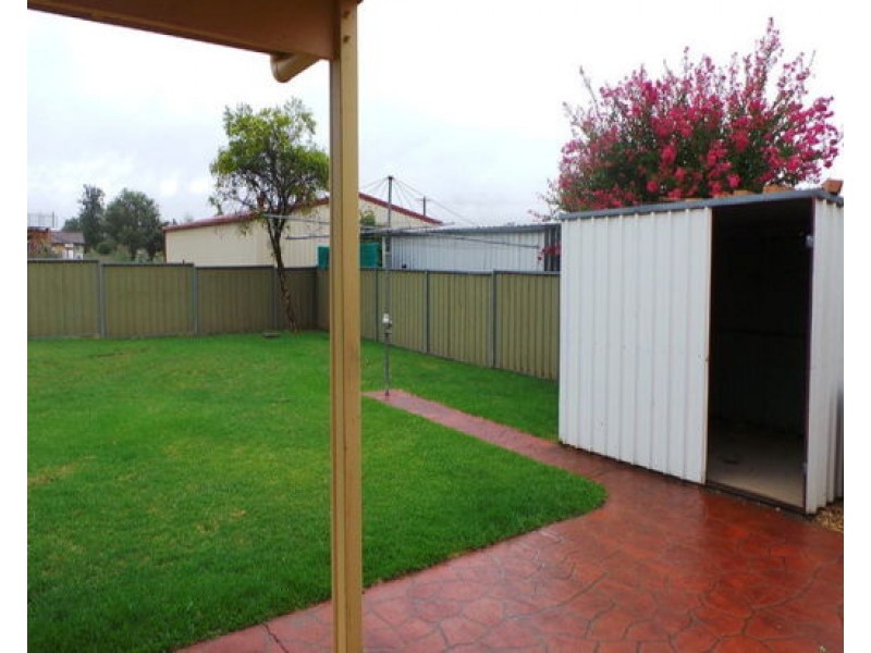 15 Kurrawan Street, Tamworth NSW 2340