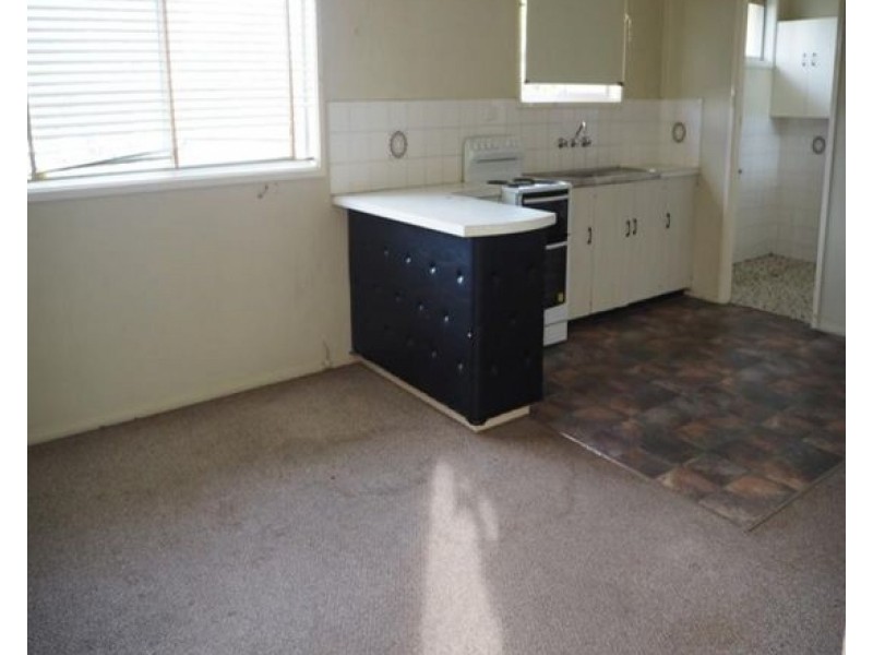 4/3 Edinburgh Avenue, Tamworth NSW 2340