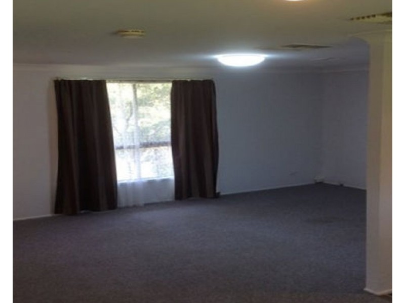 14 Dorothy Avenue, Kootingal NSW 2352