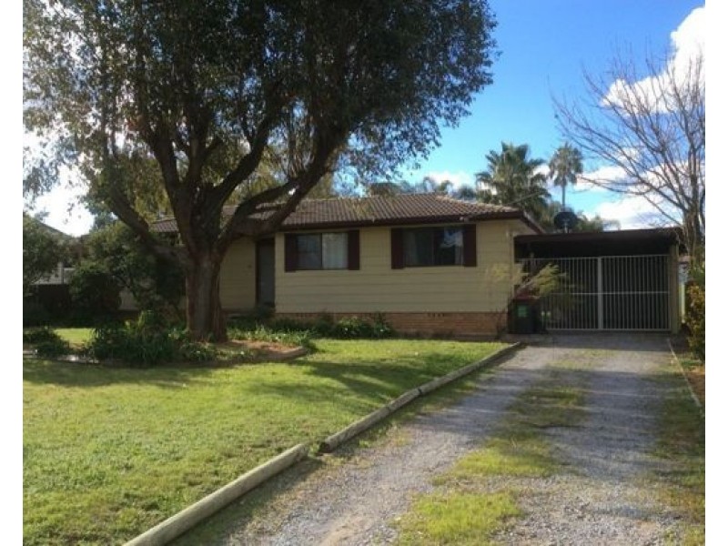 14 Dorothy Avenue, Kootingal NSW 2352