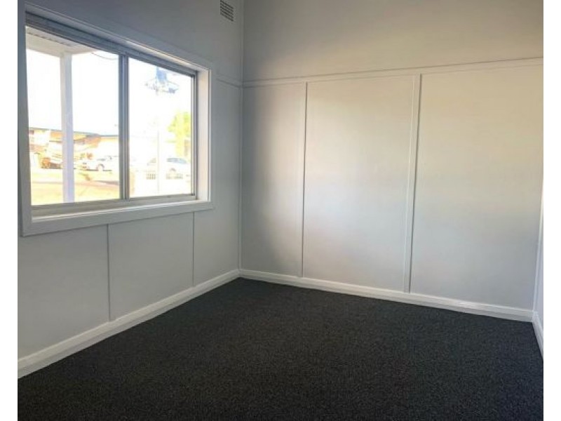 1B David Street, Tamworth NSW 2340