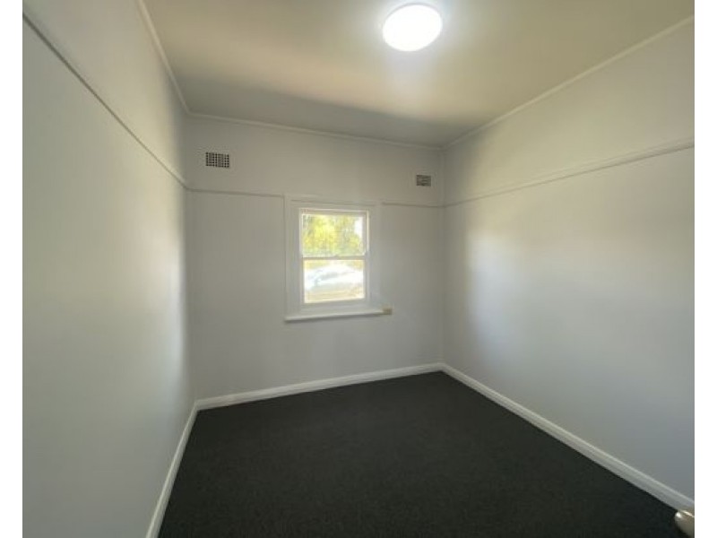 1B David Street, Tamworth NSW 2340