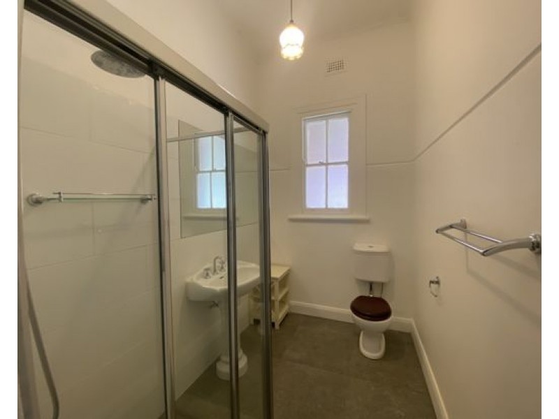107 Carthage Street, Tamworth NSW 2340