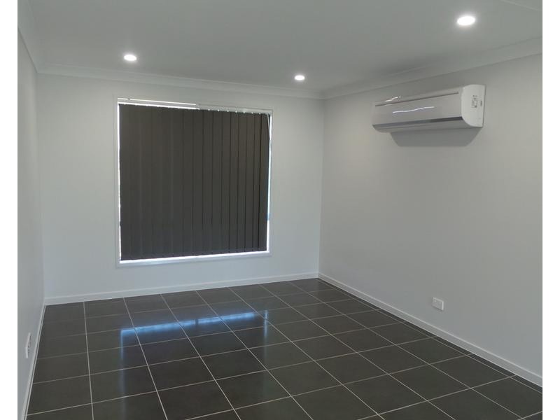 1/56 Tulipwood Cresent, Tamworth NSW 2340