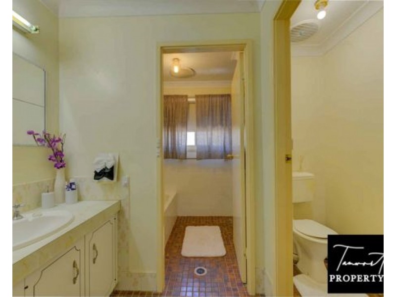 133 Manilla Road, Tamworth NSW 2340