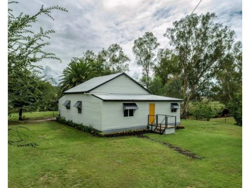 20 Dewhurst Street, Manilla NSW 2346