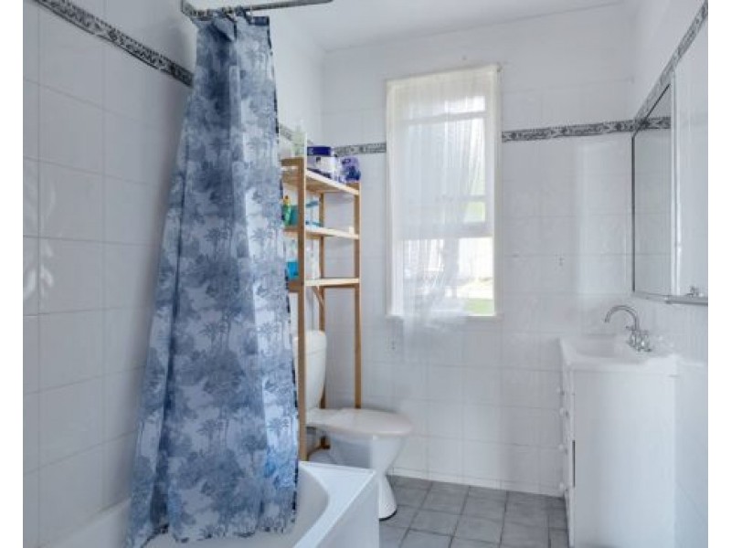 208 Manilla Road, Tamworth NSW 2340