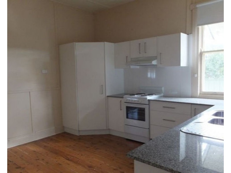 113 Ebsworth Street, Tamworth NSW 2340