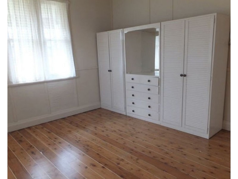 113 Ebsworth Street, Tamworth NSW 2340