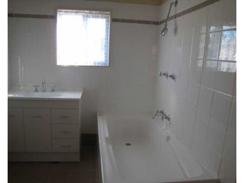 113 Ebsworth Street, Tamworth NSW 2340