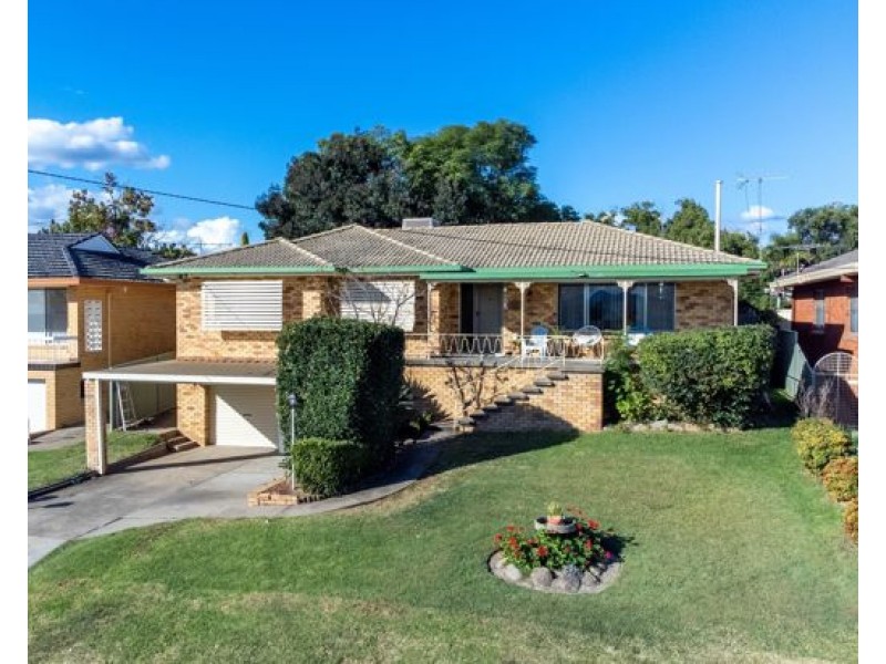 5 Quambi Street, Tamworth NSW 2340