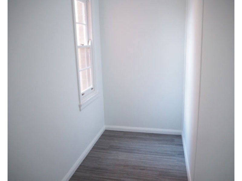 2/463 Peel Steet, Tamworth NSW 2340