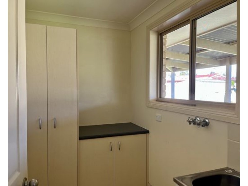 61 Greg Norman Drive, Tamworth NSW 2340