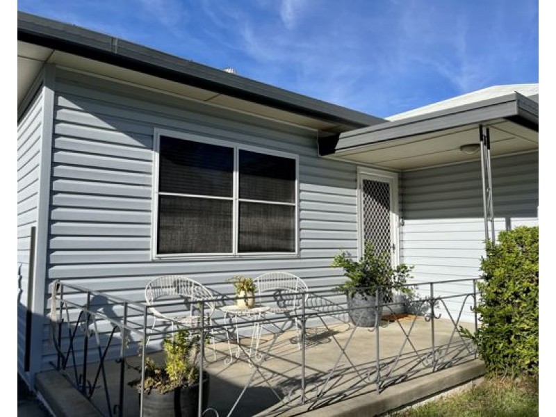 213 Johnston Street, Tamworth NSW 2340