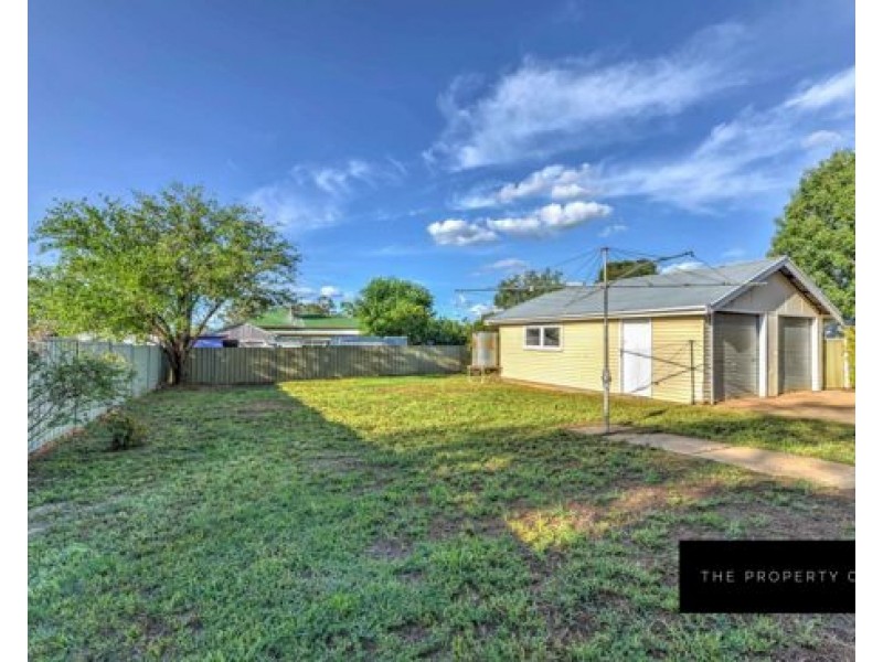 25 Elm Street, Tamworth NSW 2340