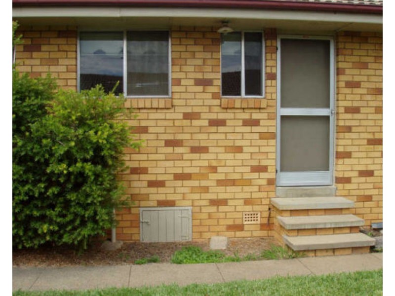 2/322 Goonoo Goonoo Road, Tamworth NSW 2340