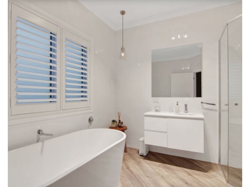 7 Rodeo Drive, Tamworth NSW 2340