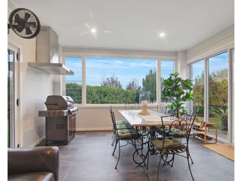 7 Rodeo Drive, Tamworth NSW 2340