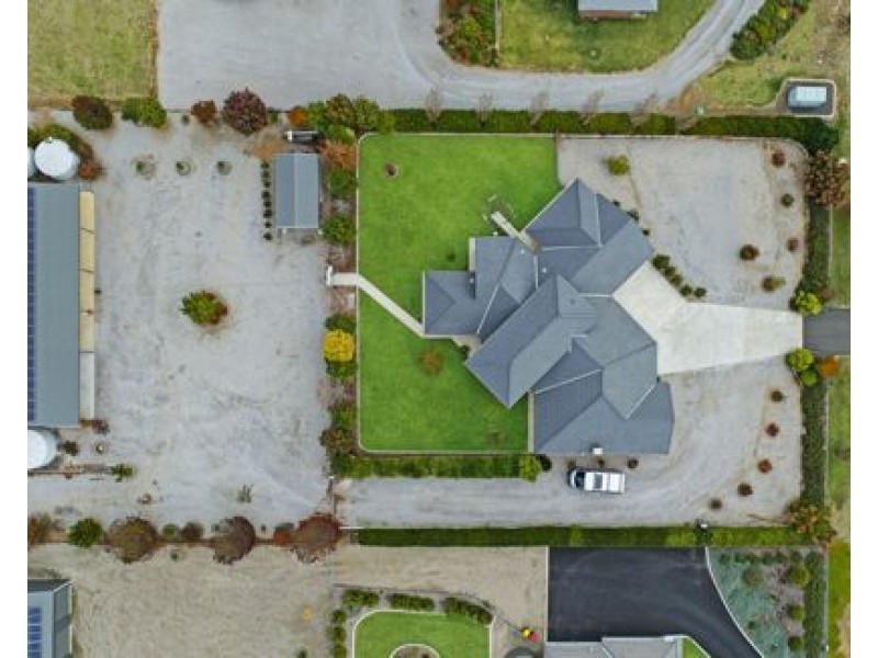 7 Rodeo Drive, Tamworth NSW 2340